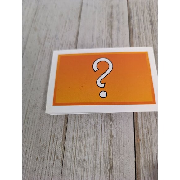 Vintage 2016 Monopoly Replacement Cards Chance Community Chest Dice 2 Die - Picture 2 of 6